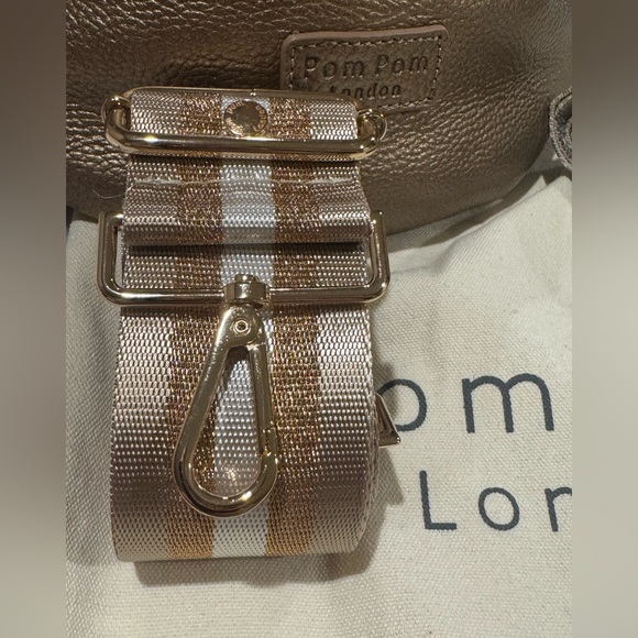 Brand new with tags Pom Pom London metallic bum bag, three straps and dust bag - Picture 4 of 6